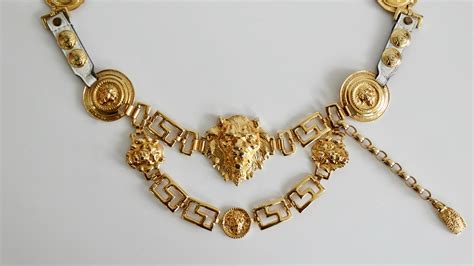 unsigned versace|Unsigned Versace Lion Head Drop Chain Belt circa 1980’s .